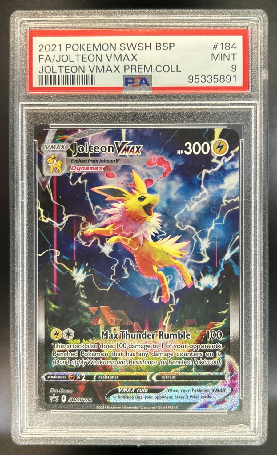Jolteon VMAX front image