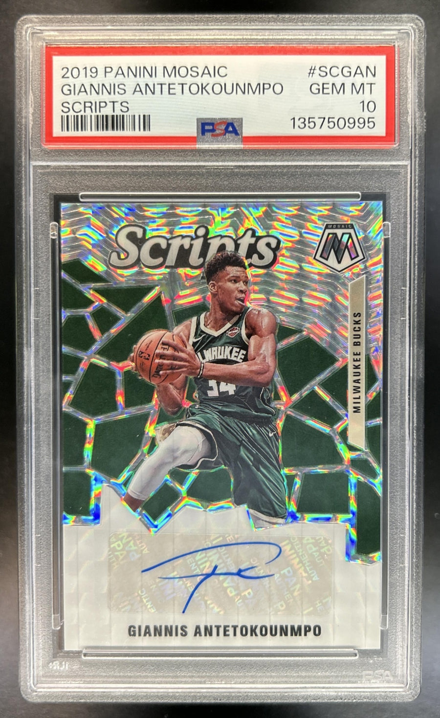 Giannis Antetokounmpo 2019-20 Panini Mosaic #AM-GAN Auto Mosaic Bucks PSA 10
