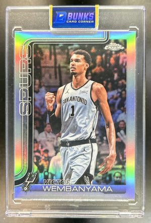 Victor Wembanyama 2025-26 Topps Chrome Update #22 Refractor Spurs