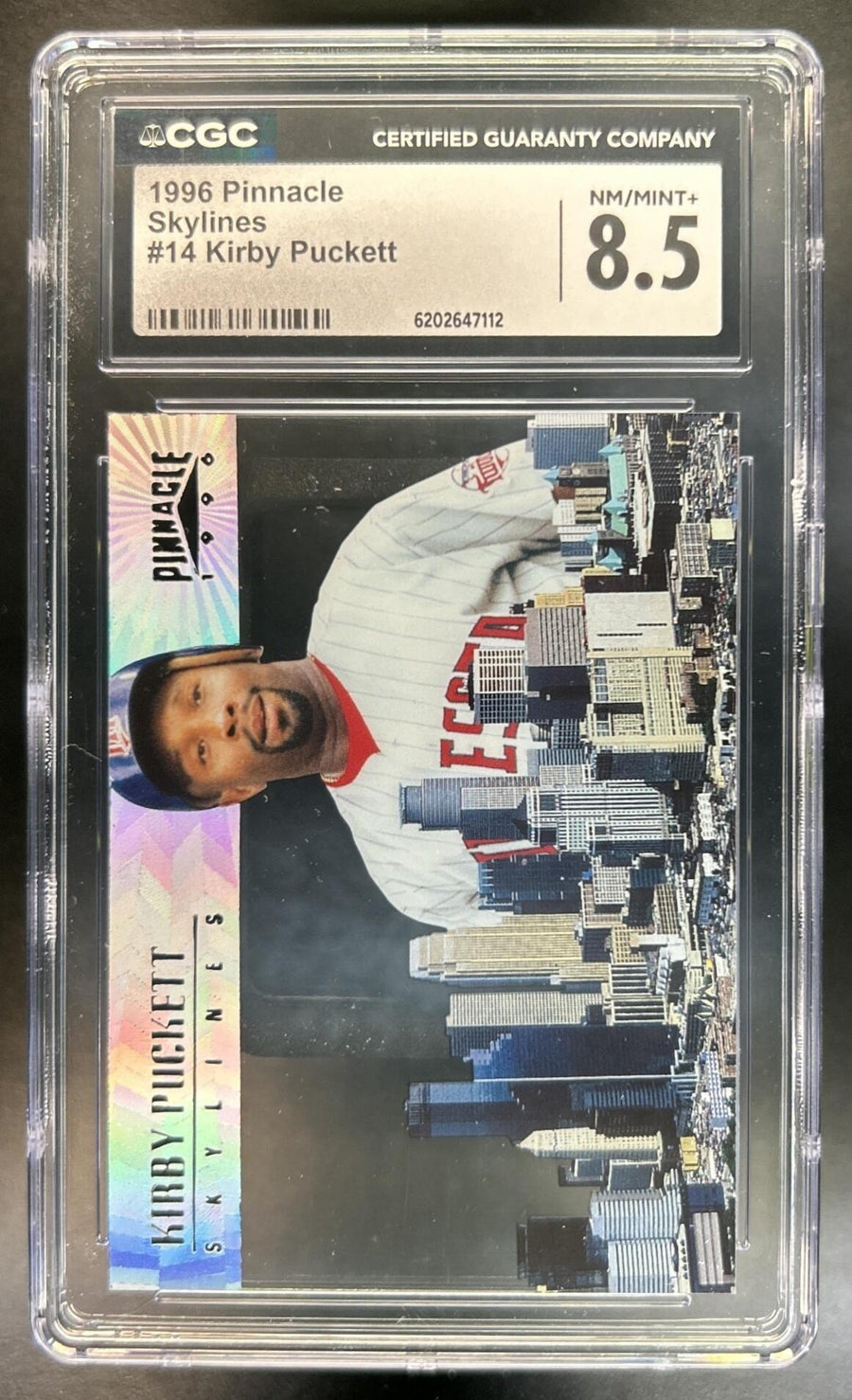 Kirby Puckett 1996 Pinnacle #14 Skylines Twins CGC 8.5