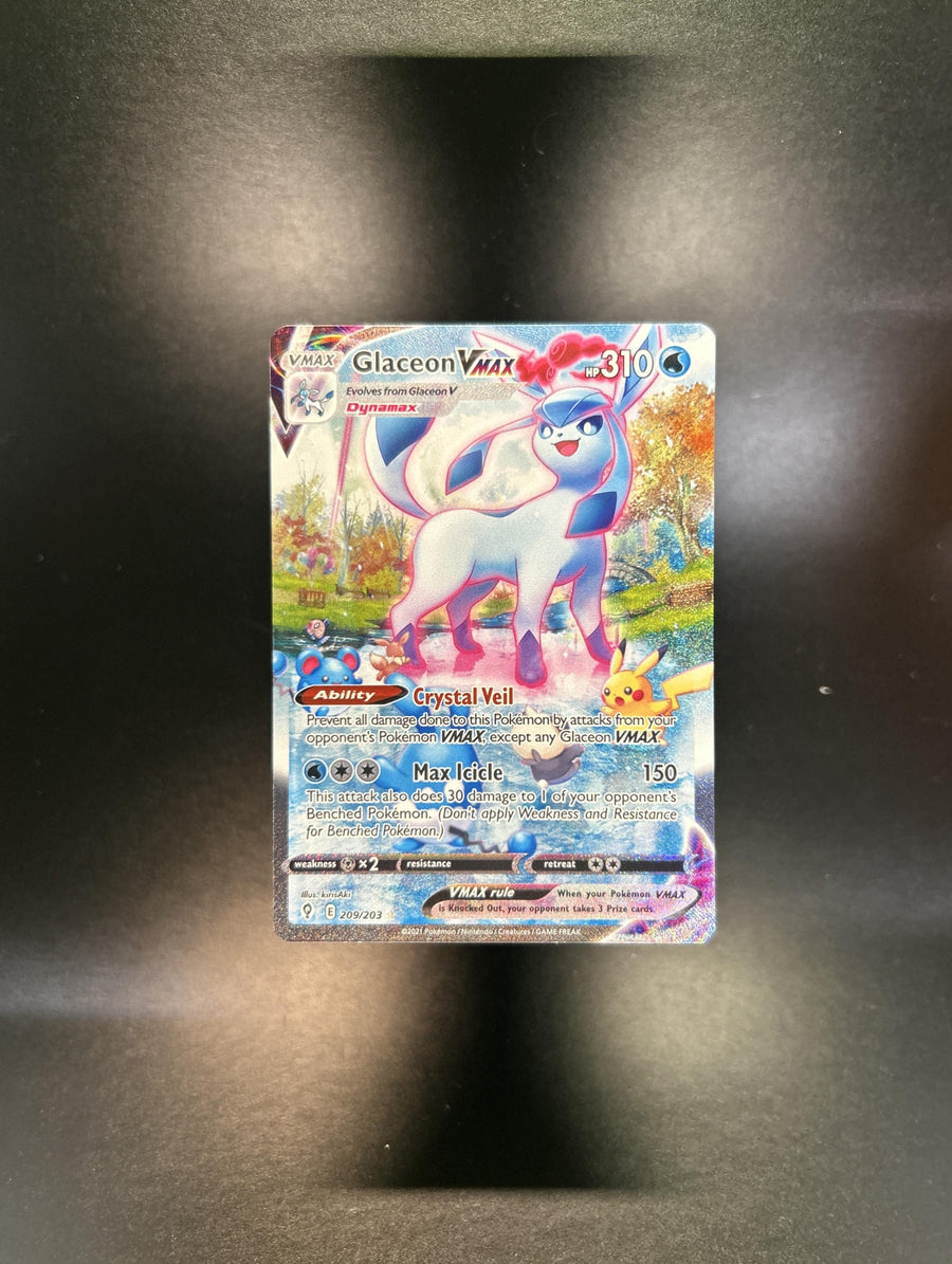 Glaceon VMAX front image