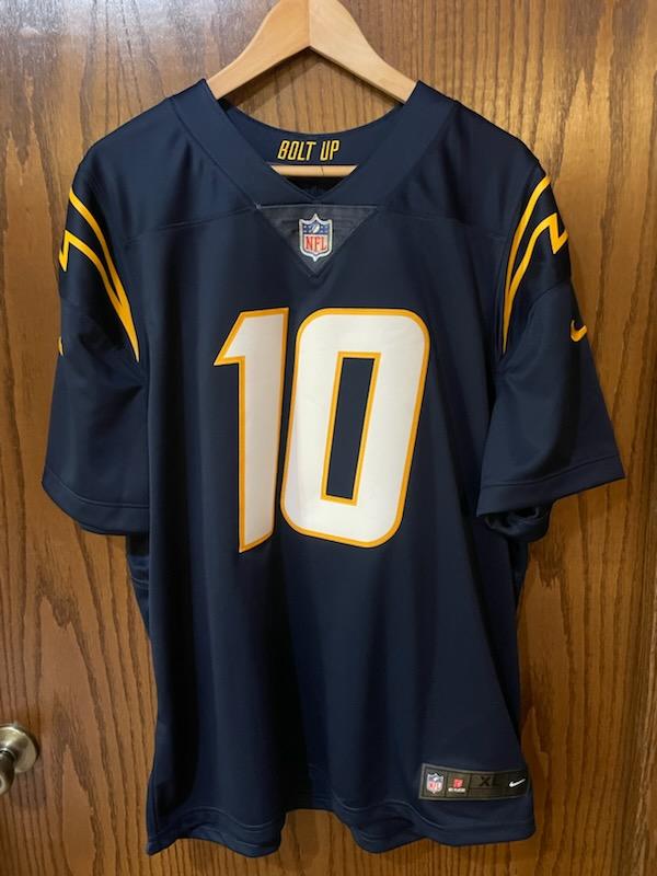 Justin Herbert Autograph Chargers Jersey                          Fanatics COA