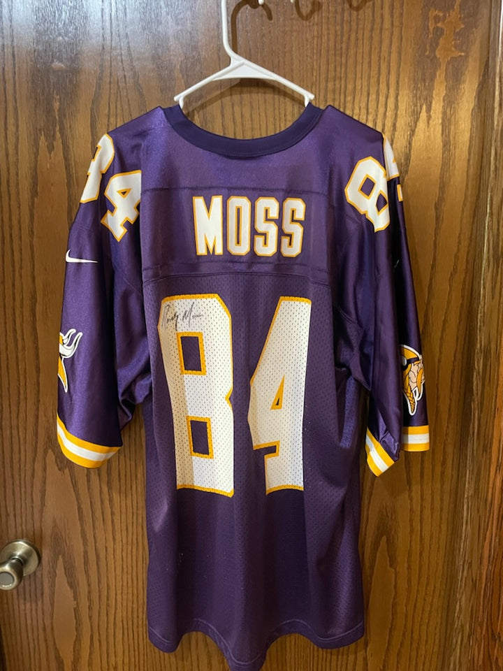 Randy Moss 🐐 Autographed Jersey